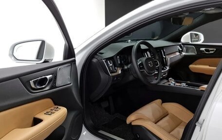 Volvo S60 III, 2021 год, 2 000 340 рублей, 10 фотография