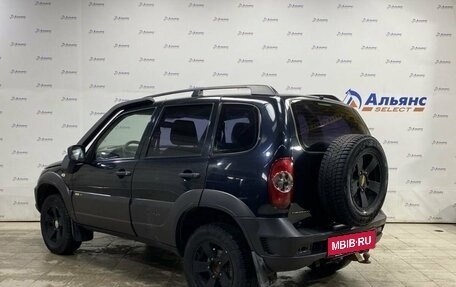 Chevrolet Niva I рестайлинг, 2016 год, 740 000 рублей, 3 фотография