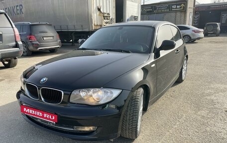 BMW 1 серия, 2011 год, 1 170 000 рублей, 3 фотография