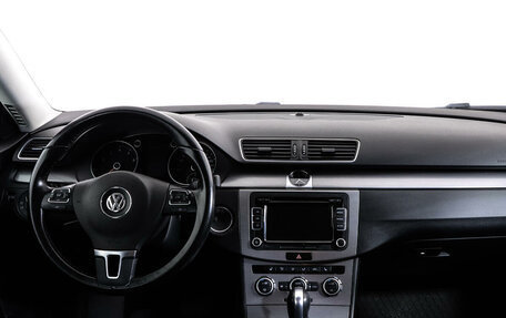 Volkswagen Passat B7, 2014 год, 1 699 000 рублей, 10 фотография