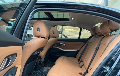 BMW 3 серия, 2019 год, 3 750 000 рублей, 8 фотография