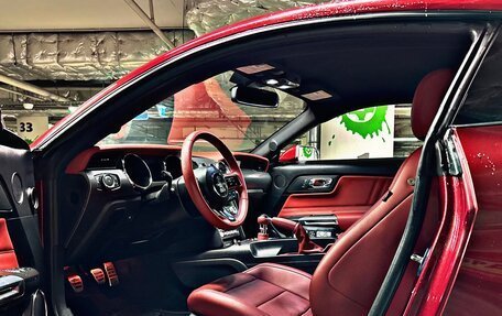 Ford Mustang VI рестайлинг, 2016 год, 3 190 000 рублей, 12 фотография