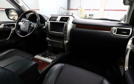 Lexus GX II, 2010 год, 2 990 000 рублей, 16 фотография