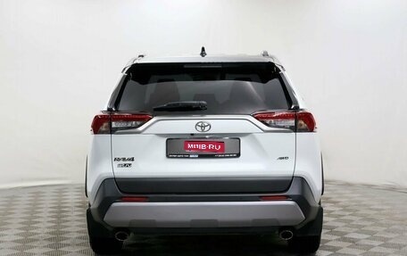 Toyota RAV4, 2020 год, 3 349 000 рублей, 1 фотография