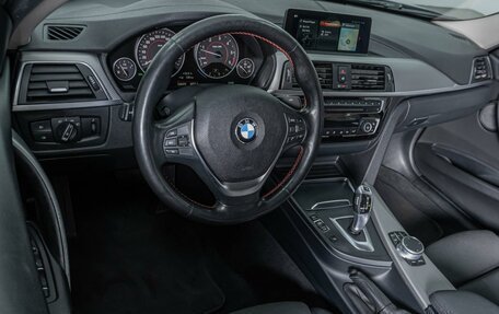 BMW 3 серия, 2017 год, 2 849 000 рублей, 9 фотография