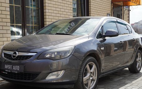 Opel Astra J, 2010 год, 899 900 рублей, 3 фотография