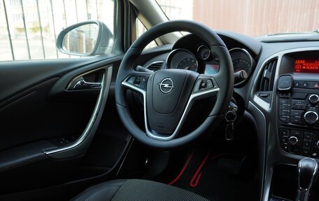 Opel Astra J, 2010 год, 899 900 рублей, 19 фотография