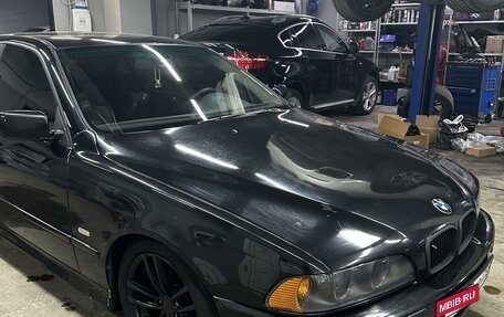 BMW 5 серия, 2001 год, 900 000 рублей, 8 фотография