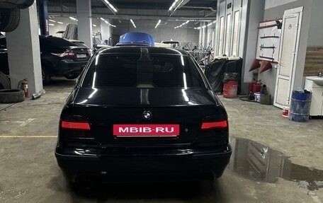 BMW 5 серия, 2001 год, 900 000 рублей, 10 фотография