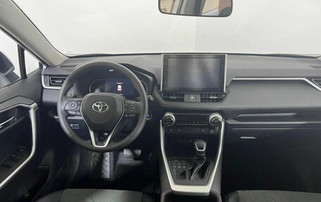 Toyota RAV4, 2023 год, 4 900 000 рублей, 10 фотография