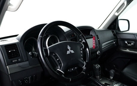 Mitsubishi Pajero IV, 2012 год, 2 580 000 рублей, 13 фотография