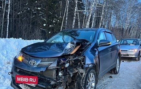 Toyota RAV4, 2013 год, 1 500 000 рублей, 2 фотография