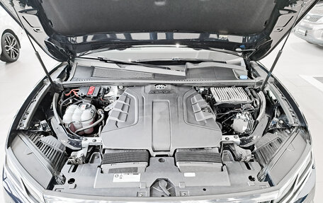 Volkswagen Touareg III, 2019 год, 5 980 000 рублей, 9 фотография