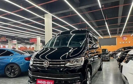 Volkswagen Caravelle T6 рестайлинг, 2019 год, 4 441 000 рублей, 3 фотография