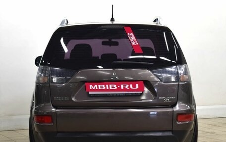 Mitsubishi Outlander III рестайлинг 3, 2010 год, 1 222 000 рублей, 3 фотография