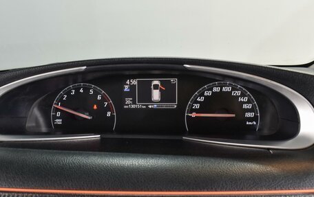 Toyota Sienta II, 2015 год, 1 799 000 рублей, 15 фотография