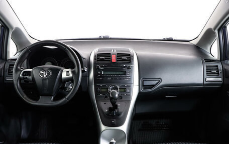 Toyota Auris II, 2010 год, 800 000 рублей, 10 фотография