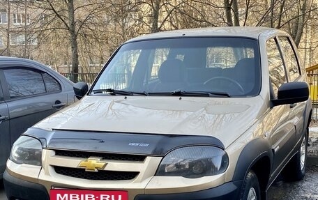 Chevrolet Niva I рестайлинг, 2005 год, 450 000 рублей, 3 фотография