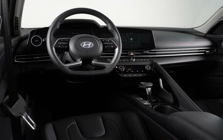 Hyundai Elantra, 2023 год, 2 629 000 рублей, 6 фотография