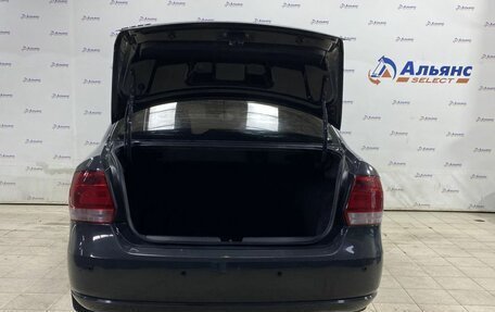 Volkswagen Polo VI (EU Market), 2011 год, 700 000 рублей, 36 фотография
