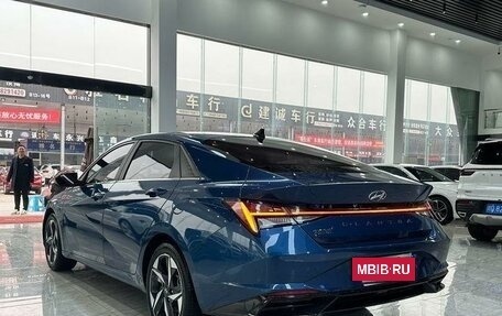 Hyundai Elantra, 2021 год, 1 815 000 рублей, 6 фотография