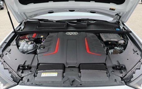 Audi SQ7, 2019 год, 10 фотография