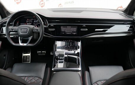 Audi SQ7, 2019 год, 12 фотография