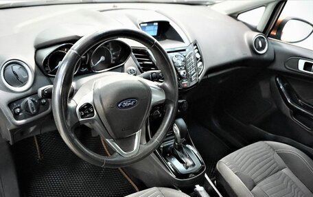 Ford Fiesta, 2015 год, 819 000 рублей, 8 фотография