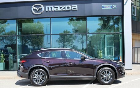 Mazda CX-4, 2023 год, 3 179 000 рублей, 6 фотография