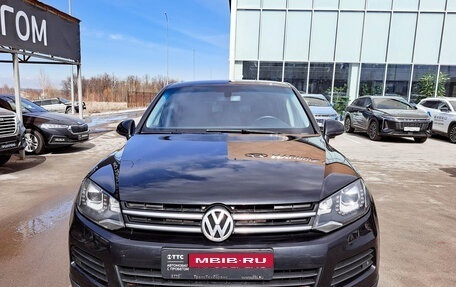 Volkswagen Touareg III, 2012 год, 2 249 000 рублей, 2 фотография