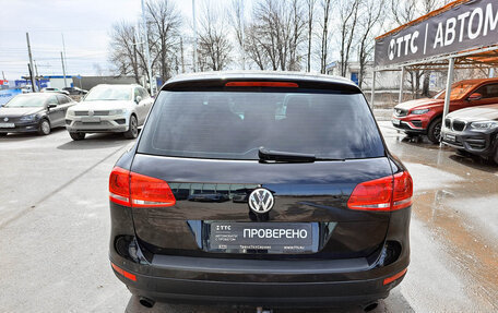 Volkswagen Touareg III, 2012 год, 2 249 000 рублей, 6 фотография