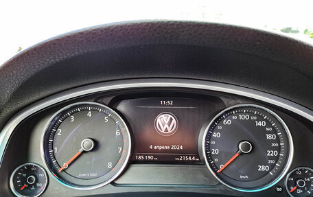 Volkswagen Touareg III, 2012 год, 2 249 000 рублей, 13 фотография
