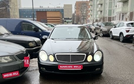Mercedes-Benz E-Класс, 2005 год, 888 000 рублей, 2 фотография