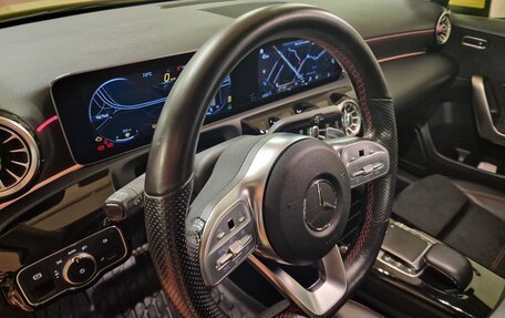 Mercedes-Benz A-Класс, 2019 год, 3 150 000 рублей, 13 фотография