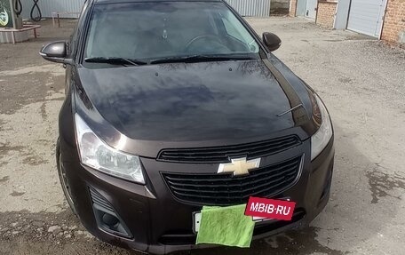 Chevrolet Cruze II, 2013 год, 820 000 рублей, 4 фотография