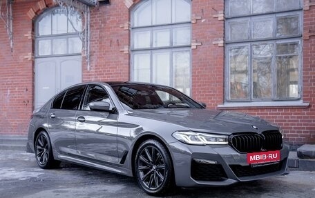 BMW 5 серия, 2021 год, 6 550 000 рублей, 6 фотография