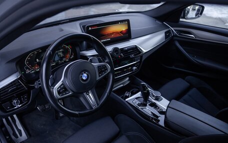 BMW 5 серия, 2021 год, 6 550 000 рублей, 14 фотография