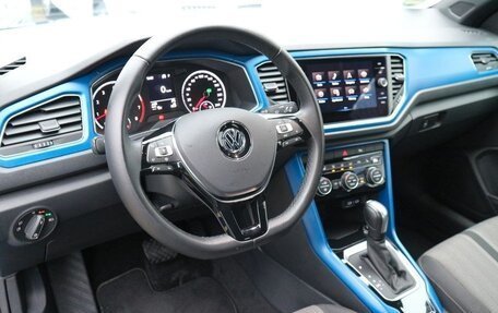 Volkswagen T-Roc I, 2021 год, 3 500 000 рублей, 12 фотография