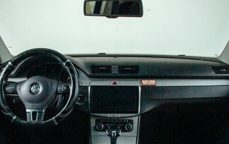 Volkswagen Passat B6, 2010 год, 949 500 рублей, 15 фотография