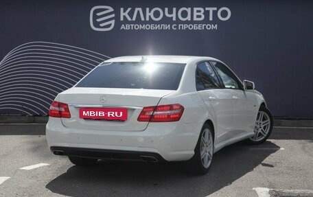 Mercedes-Benz E-Класс, 2011 год, 1 690 000 рублей, 2 фотография