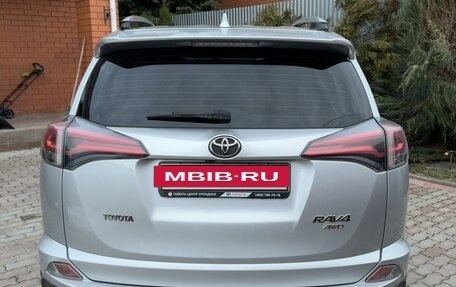 Toyota RAV4, 2016 год, 2 350 000 рублей, 4 фотография