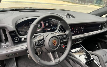 Porsche Cayenne III, 2024 год, 40 900 000 рублей, 23 фотография