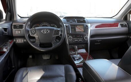 Toyota Camry, 2013 год, 1 789 000 рублей, 6 фотография