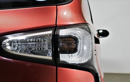 Toyota Sienta II, 2017 год, 1 398 000 рублей, 8 фотография