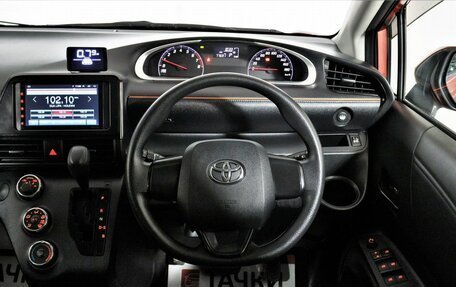 Toyota Sienta II, 2017 год, 1 398 000 рублей, 14 фотография