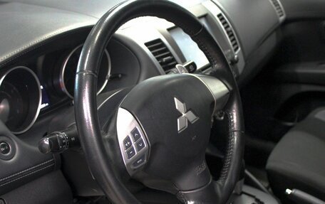Mitsubishi Outlander III рестайлинг 3, 2012 год, 1 399 000 рублей, 22 фотография