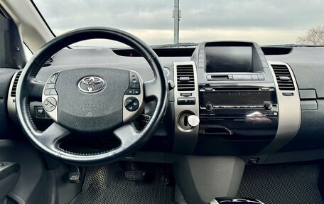 Toyota Prius, 2009 год, 900 000 рублей, 29 фотография
