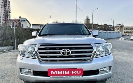 Toyota Land Cruiser 200, 2011 год, 3 950 000 рублей, 4 фотография