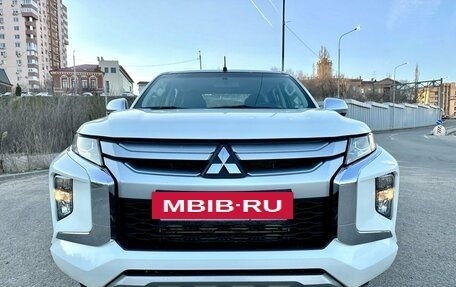 Mitsubishi L200 IV рестайлинг, 2021 год, 3 100 000 рублей, 5 фотография