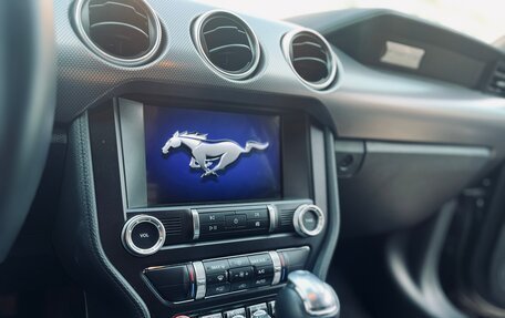 Ford Mustang VI рестайлинг, 2021 год, 6 200 000 рублей, 21 фотография
